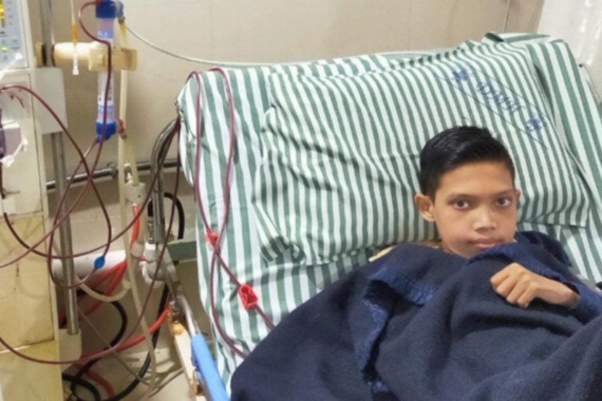 Kunal is suffering from end Stage Renal disease. He has to undergo a Kidney transplant. | Please help for his treatment....